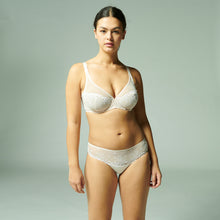 Load image into Gallery viewer, Simone Perele Delice Sheer Plunge