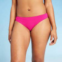 Load image into Gallery viewer, Pily Q REVERSIBLE Bottom - Size L Left! Was $62 Now $5!