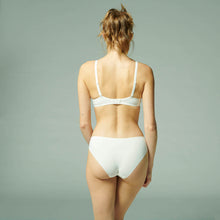 Load image into Gallery viewer, Simone Perele Wish Sheer Plunge - Great for C - G cups

