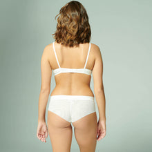 Load image into Gallery viewer, Simone Perele Wish Boyshort
