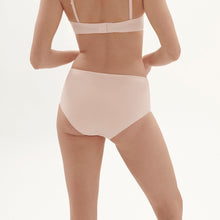 Load image into Gallery viewer, Simone Perele Delice High Waist Retro Brief
