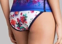 Load image into Gallery viewer, Nanette Lepore Fleur Mer Charmer Bottom XS (0-6) Left! Was $64, Now $5!
